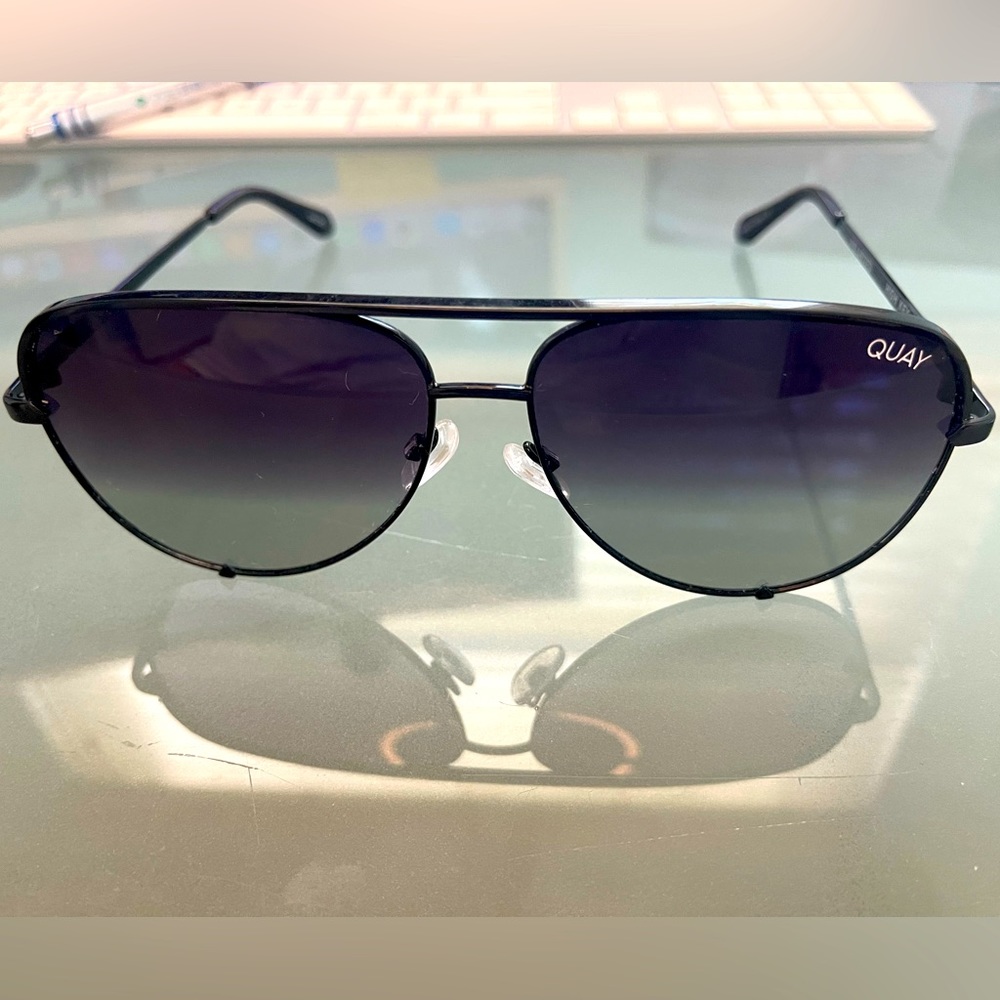 😎 Quay Australia polarized high key aviator sunglasses